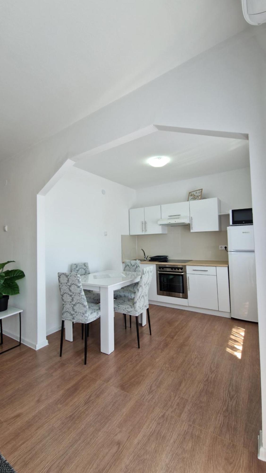 Apartmani Sky 1 2 3 Brčko Dış mekan fotoğraf